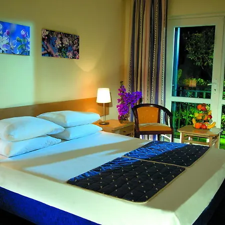 Resort Aska Costa Club Side