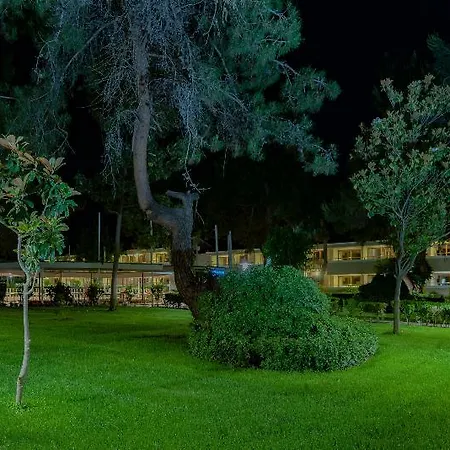 Aska Costa Club