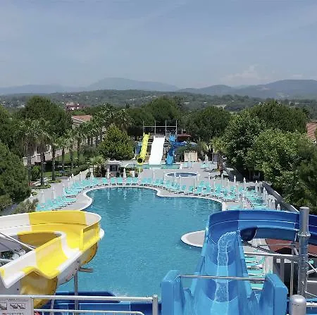 Aska Costa Club Resort